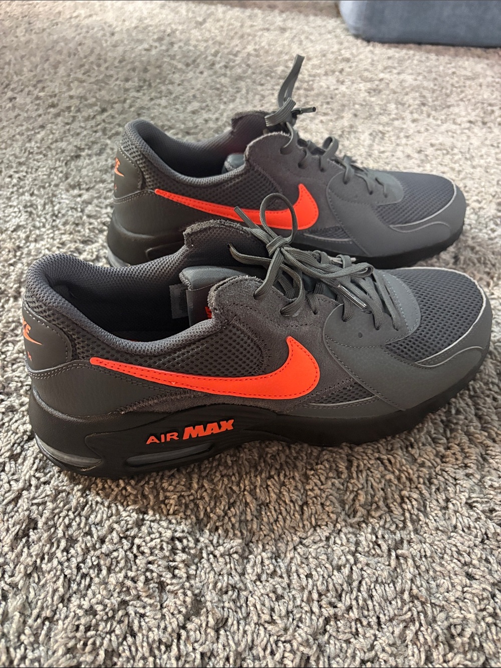 MEN'S NIKE AIR MAX EXCEE SNEAKERS, NWOT, men’s 10.5